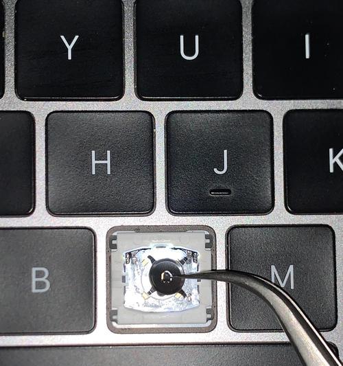 笔记本键盘全部失灵的原因是什么？如何快速解决？